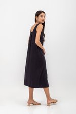 MERIDA V NECK ELASTIC BACK MIDI DRESS W SLIT