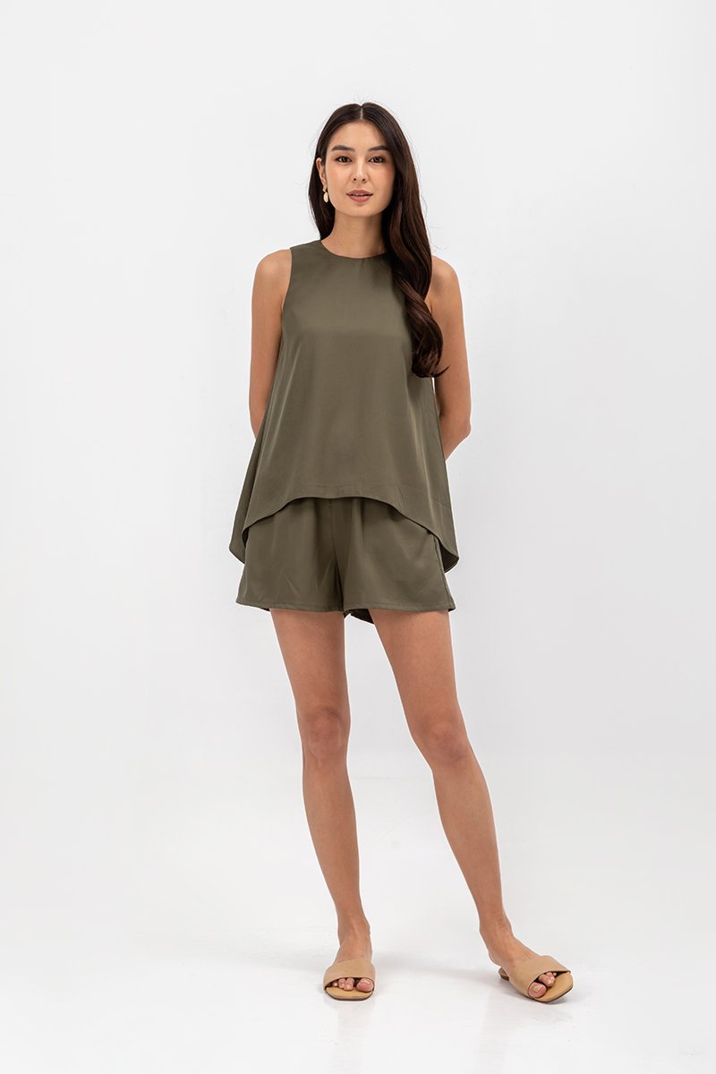 GENVERA ELASTIC WAISTBAND TENCEL SHORTS