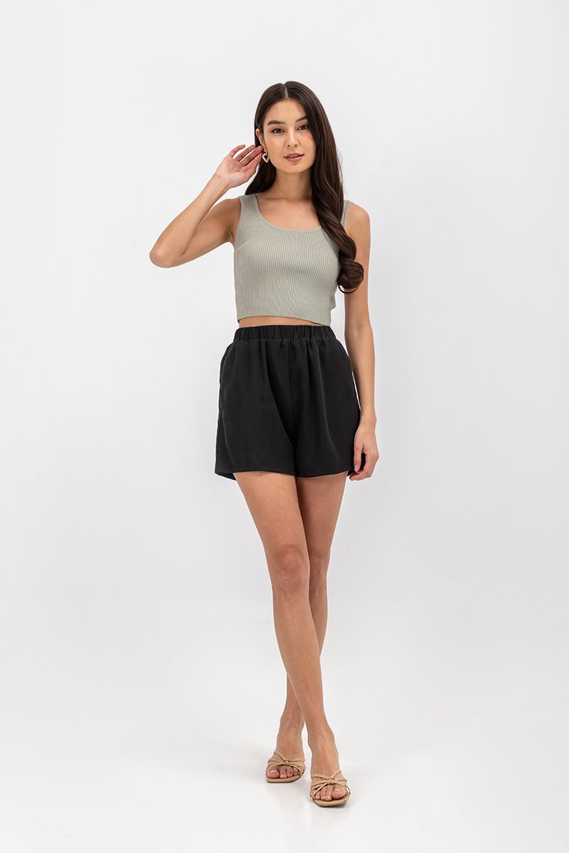 GENVERA ELASTIC WAISTBAND TENCEL SHORTS