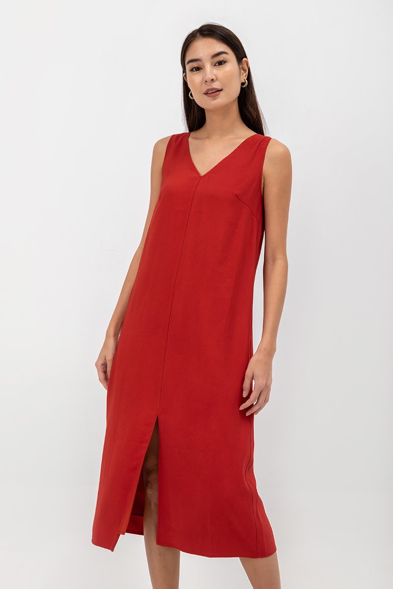 MERIDA V NECK ELASTIC BACK MIDI DRESS W SLIT