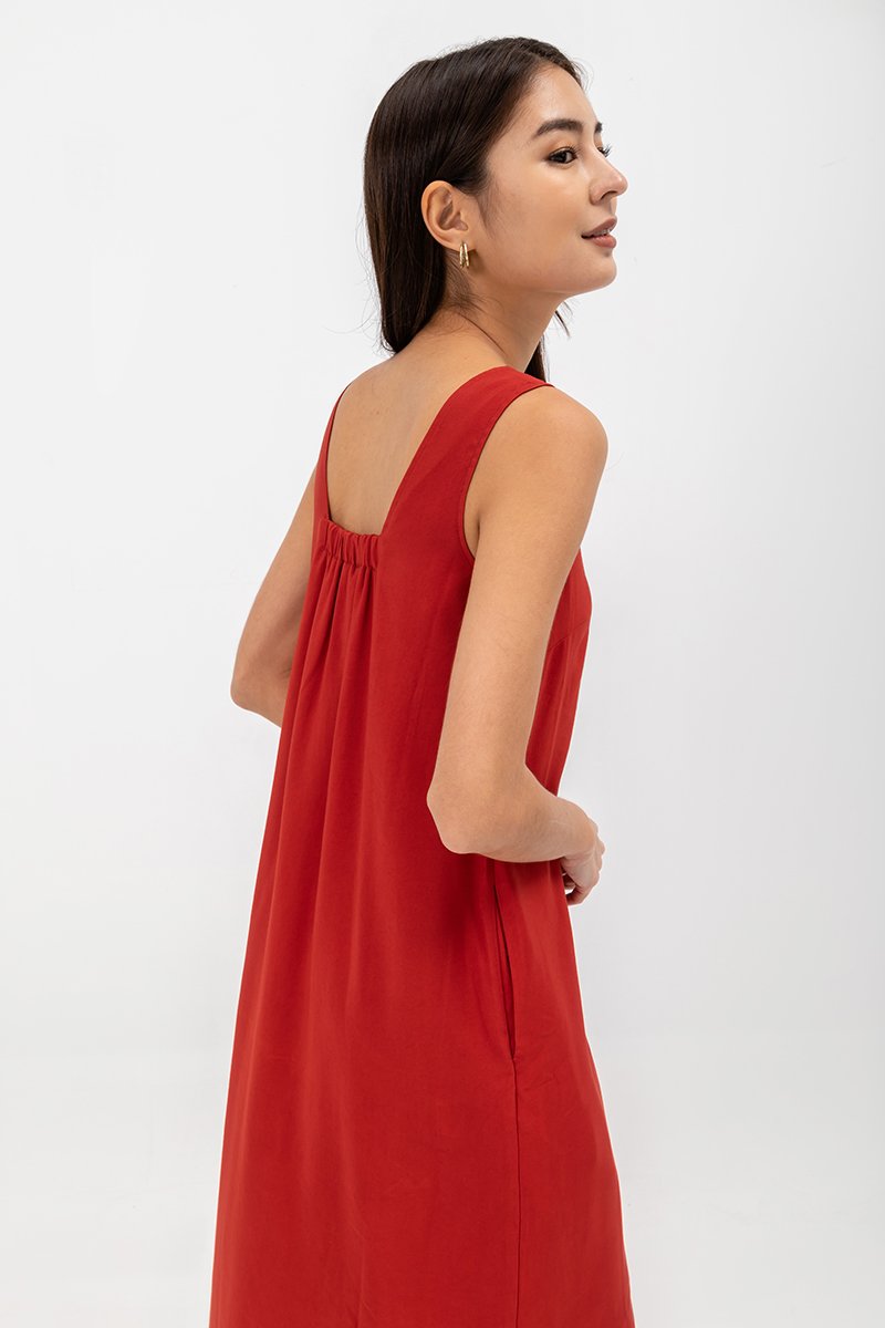 MERIDA V NECK ELASTIC BACK MIDI DRESS W SLIT