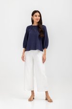 SOFARA FLORAL EMBROIDERY LONG SLEEVE MUSLIN TOP