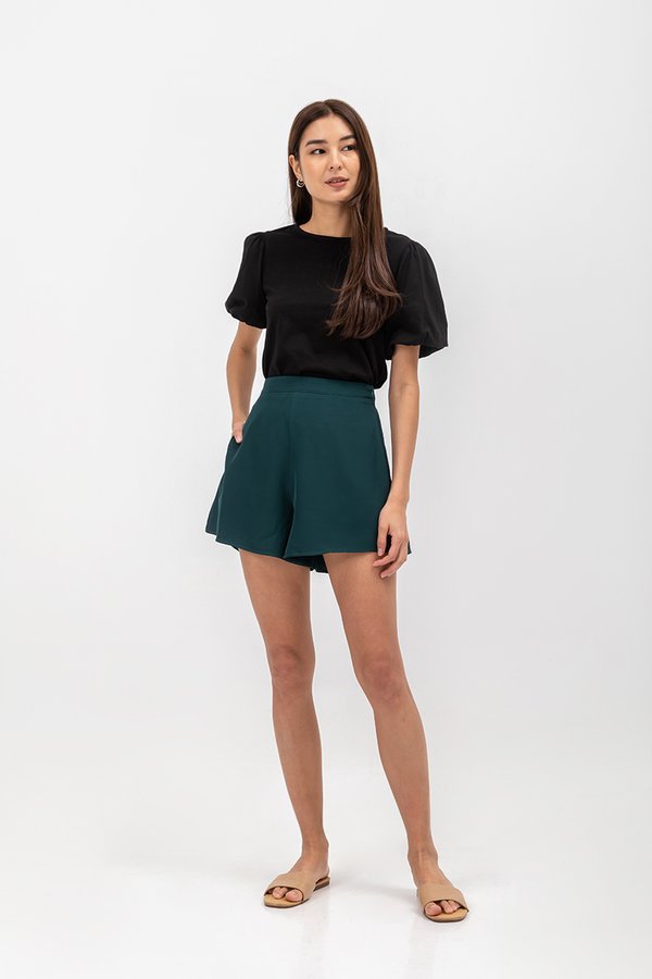 IZORA FLARE SHORTS