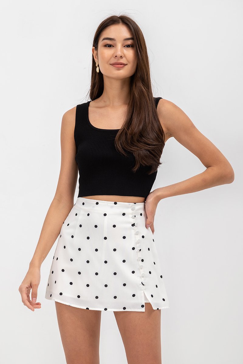 SHILOH POLKADOT SIDE BUTTON SKORTS