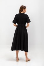 CLARIN FIT &amp; FLARE COLLARED MAXI DRESS