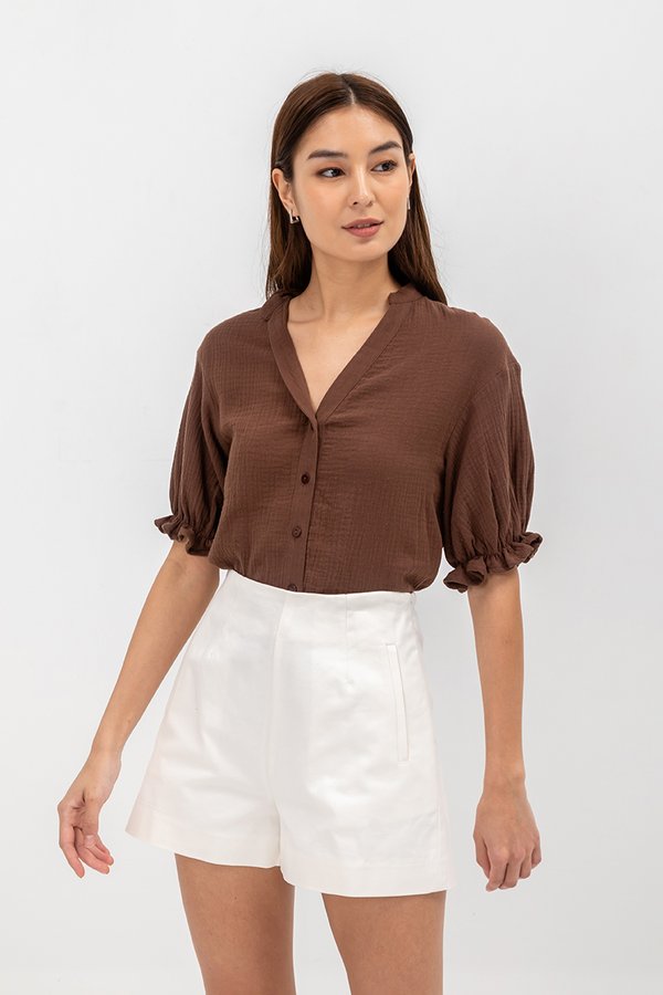 ELARA BUTTON DOWN PUFF SLEEVE MUSLIN TOP ELARA BUTTON DOWN PUFF SLEEVE MUSLIN TOP