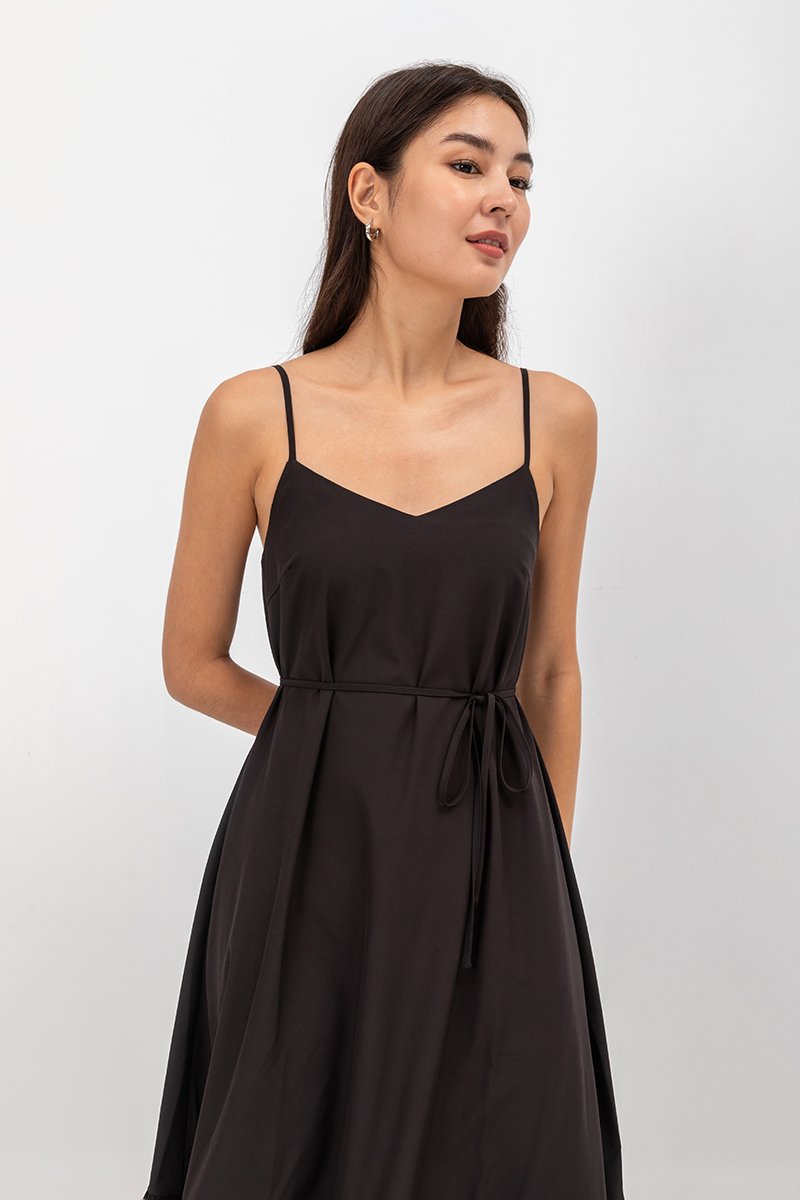MAISIE FLOUNCE HEM V NECK MAXI DRESS W SASH