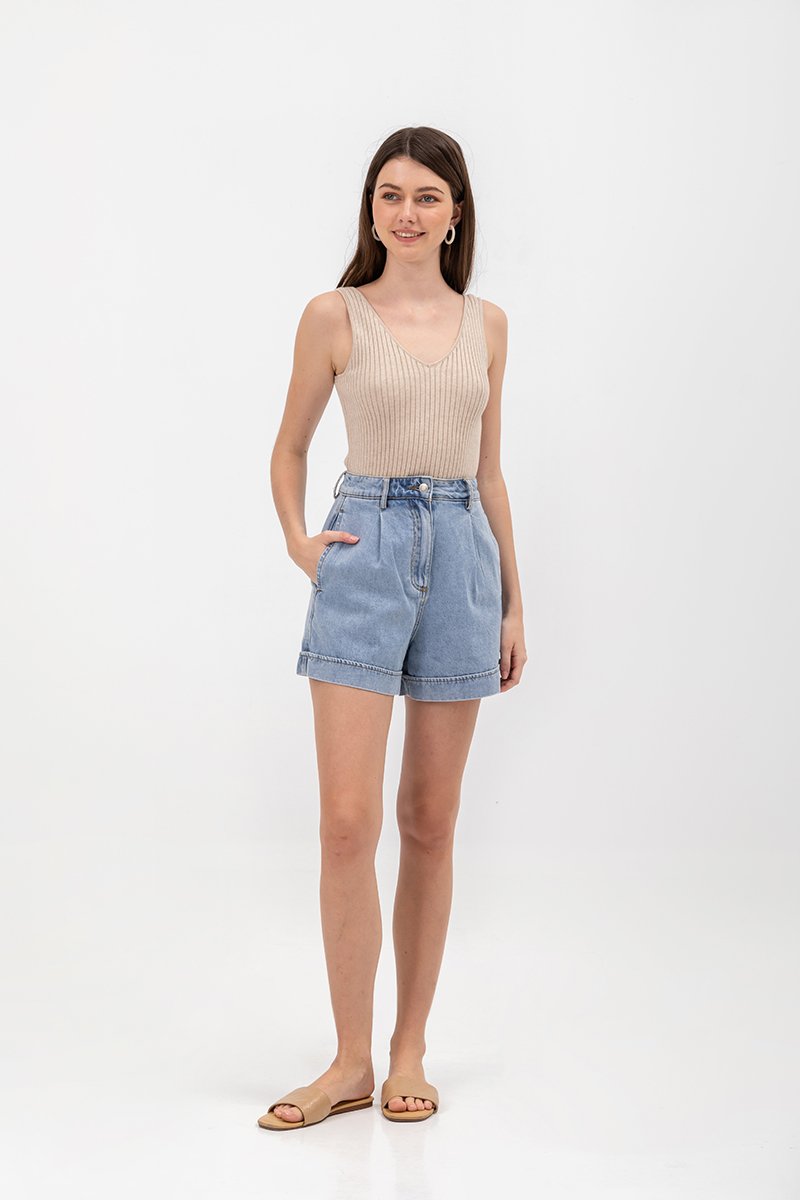 SHULA V NECK KNIT TOP