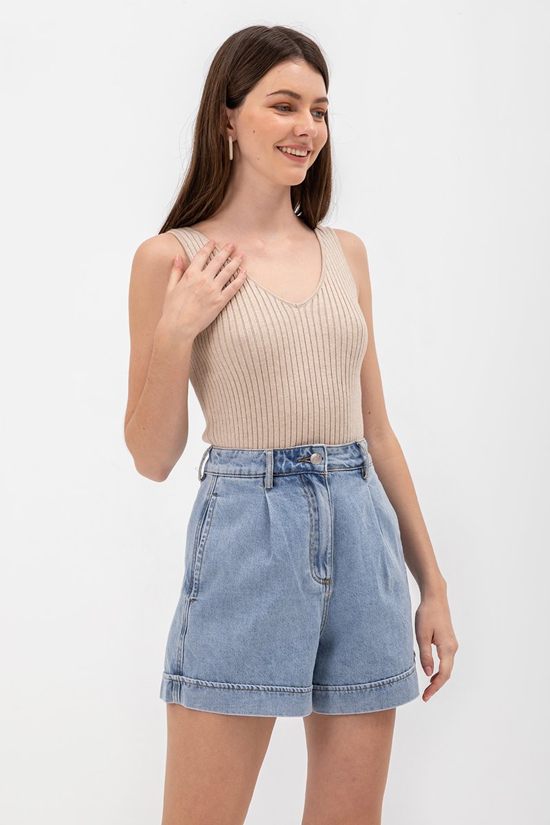 SHULA V NECK KNIT TOP