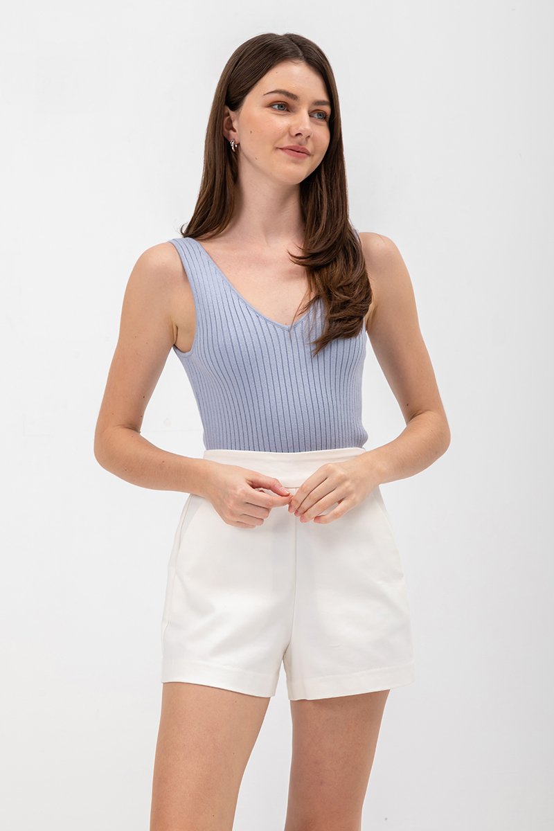 SHULA V NECK KNIT TOP