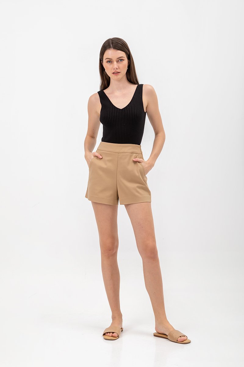 SHULA V NECK KNIT TOP