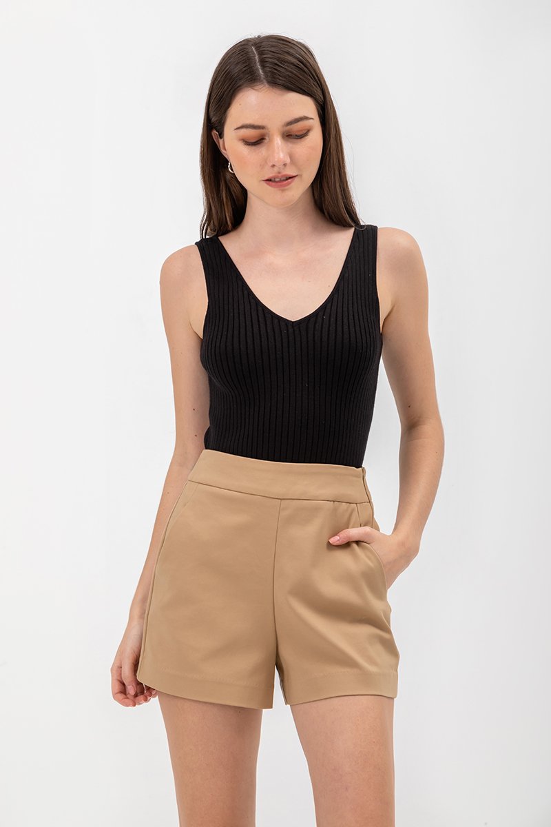 SHULA V NECK KNIT TOP