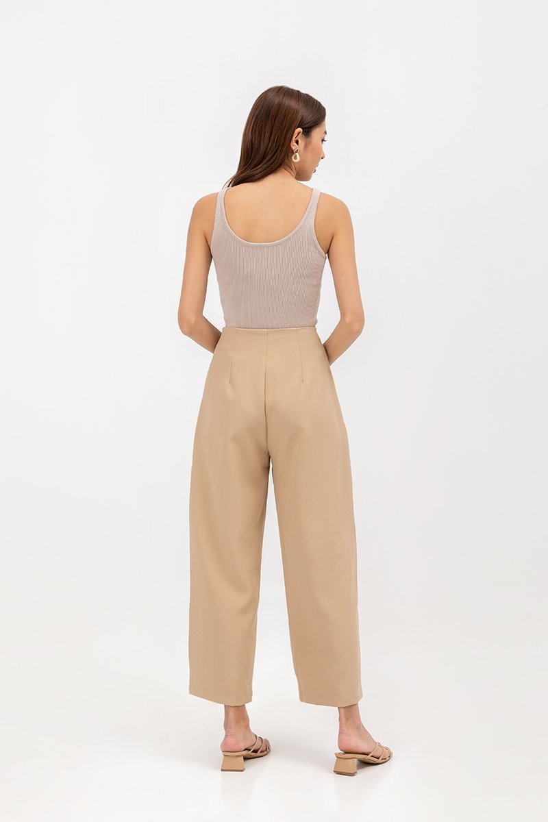 PATRICIA REVERSIBLE CUT IN KNIT TOP