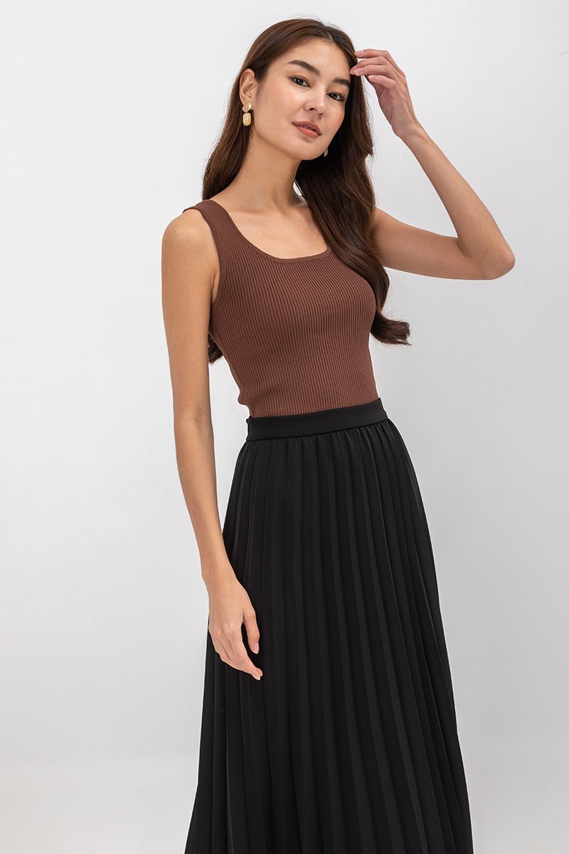 AIRI PLEATED MAXI SKIRT