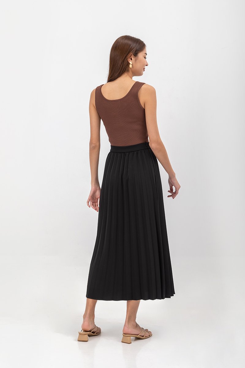 AIRI PLEATED MAXI SKIRT