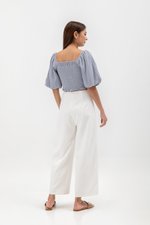 INARA MUSLIN SMOCKED PUFF SLEEVE CROP TOP INARA MUSLIN SMOCKED PUFF SLEEVE CROP TOP