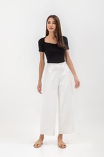 LYNN SWEETHEART NECKLINE KNIT TOP