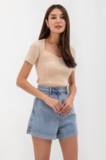 LYNN SWEETHEART NECKLINE KNIT TOP