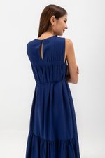 ADEENA BACK PLEAT MIDI DRESS W SASH