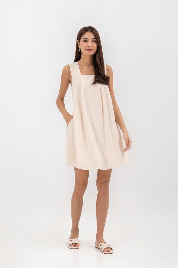 MERINDA PLEATED BACK V MINI DRESS MERINDA PLEATED BACK V MINI DRESS