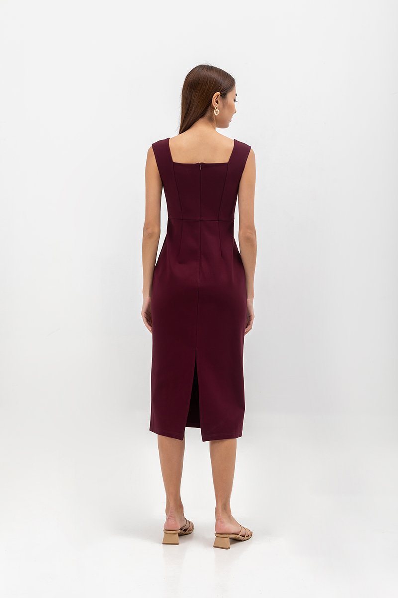HANA SWEETHEART NECKLINE FITTED MIDI DRESS