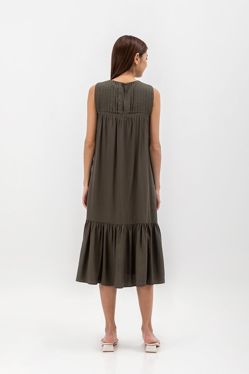 ADEENA BACK PLEAT MIDI DRESS W SASH