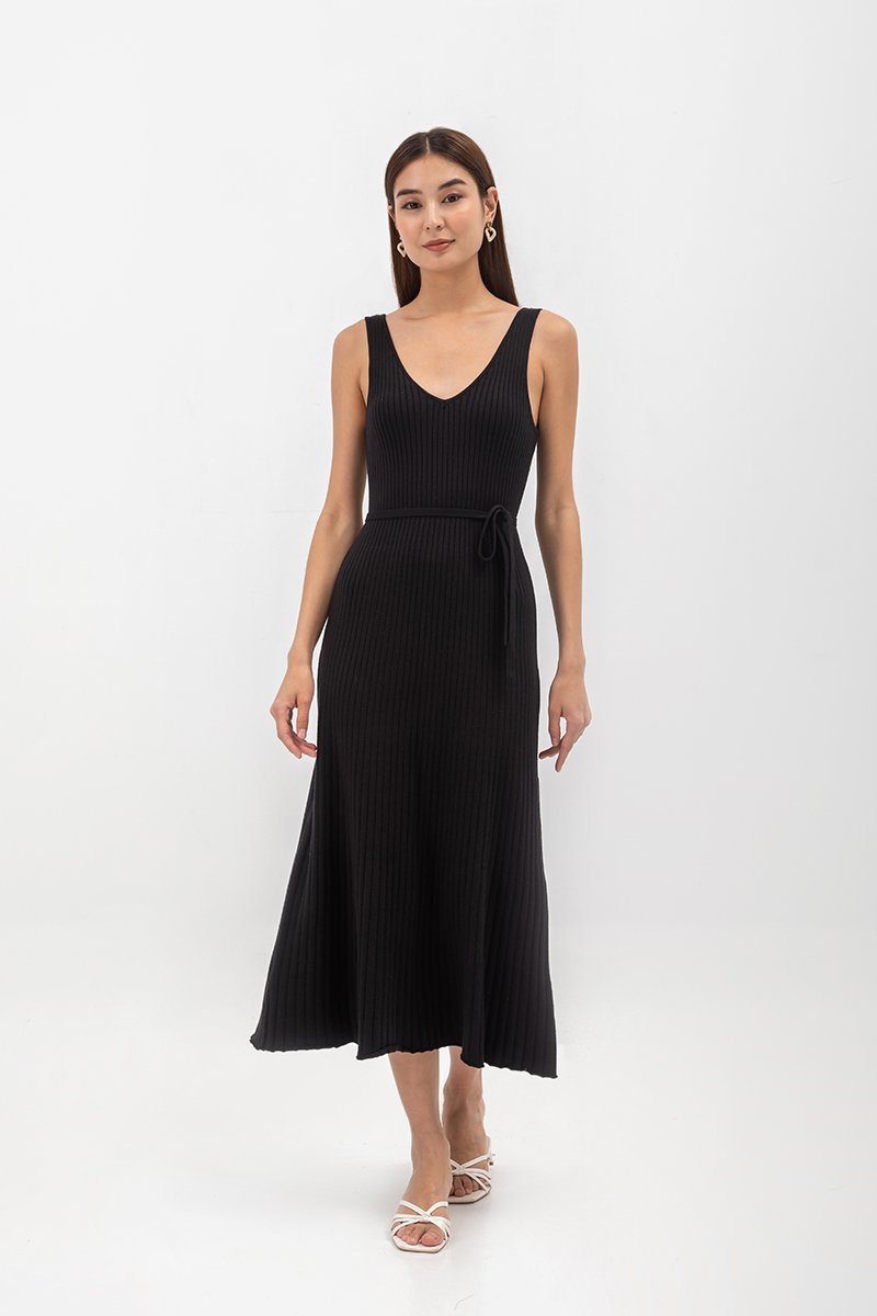 TAKARA V NECK MAXI KNIT DRESS W SASH