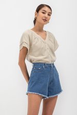 ADAHLIA V NECK BUTTONDOWN MUSLIN TOP