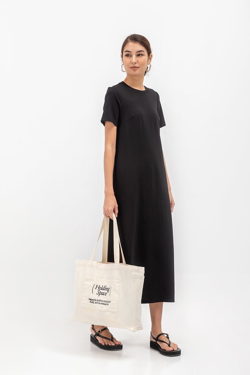 HOLDING SPACE TOTE BAG