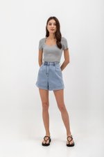 KERYEN SWEETHEART NECKLINE TOP