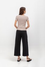 KERYEN SWEETHEART NECKLINE TOP