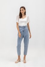 ERLINE FLUTTER SLEEVE KNIT TOP
