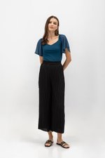 ERLINE FLUTTER SLEEVE KNIT TOP