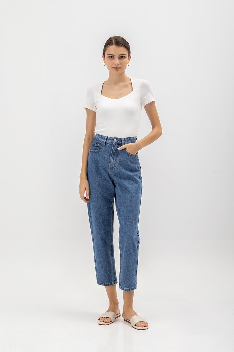 KERYEN SWEETHEART NECKLINE TOP