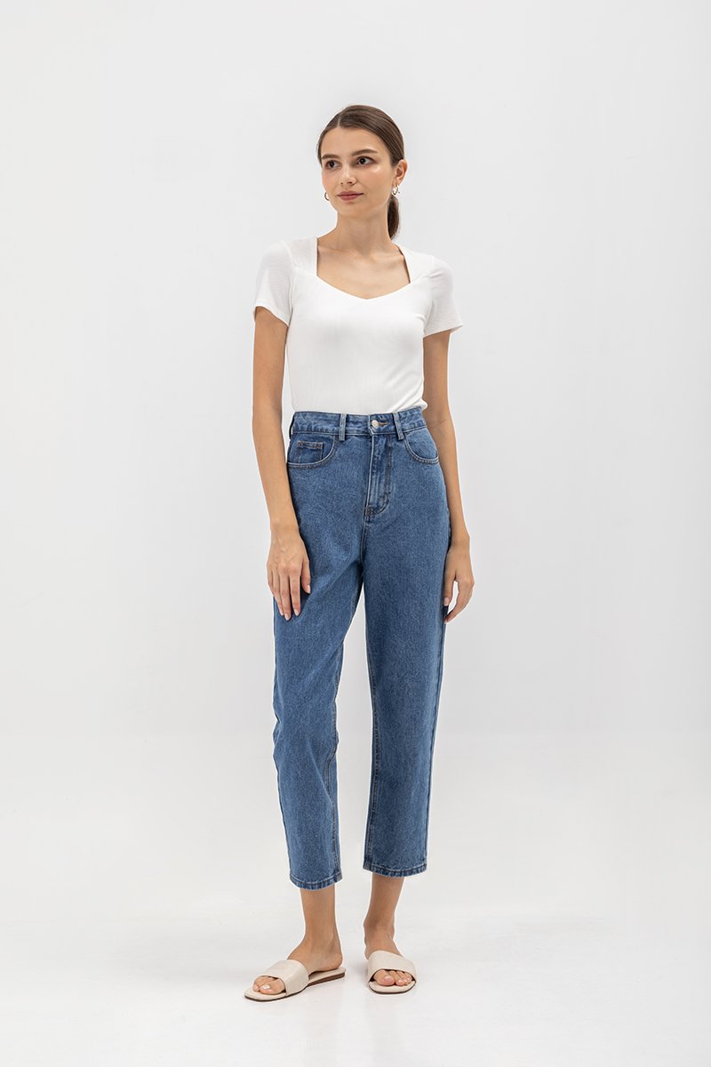 KERYEN SWEETHEART NECKLINE TOP