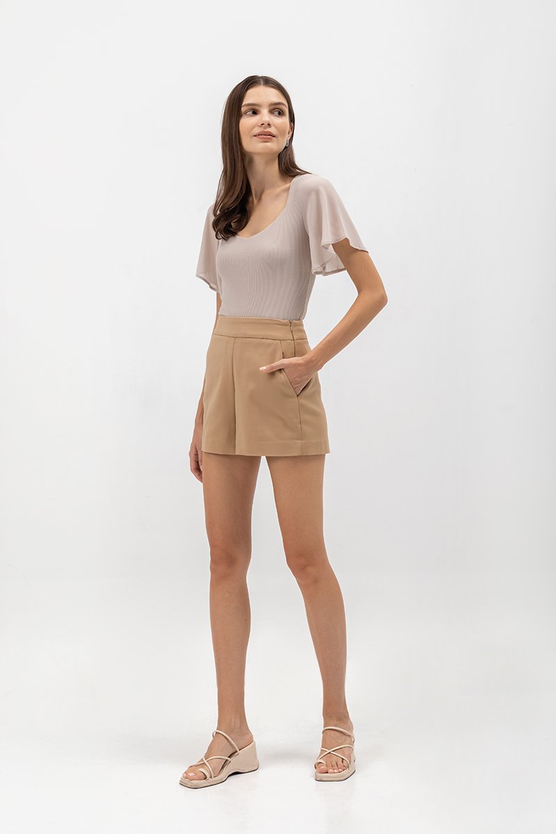 ERLINE FLUTTER SLEEVE KNIT TOP