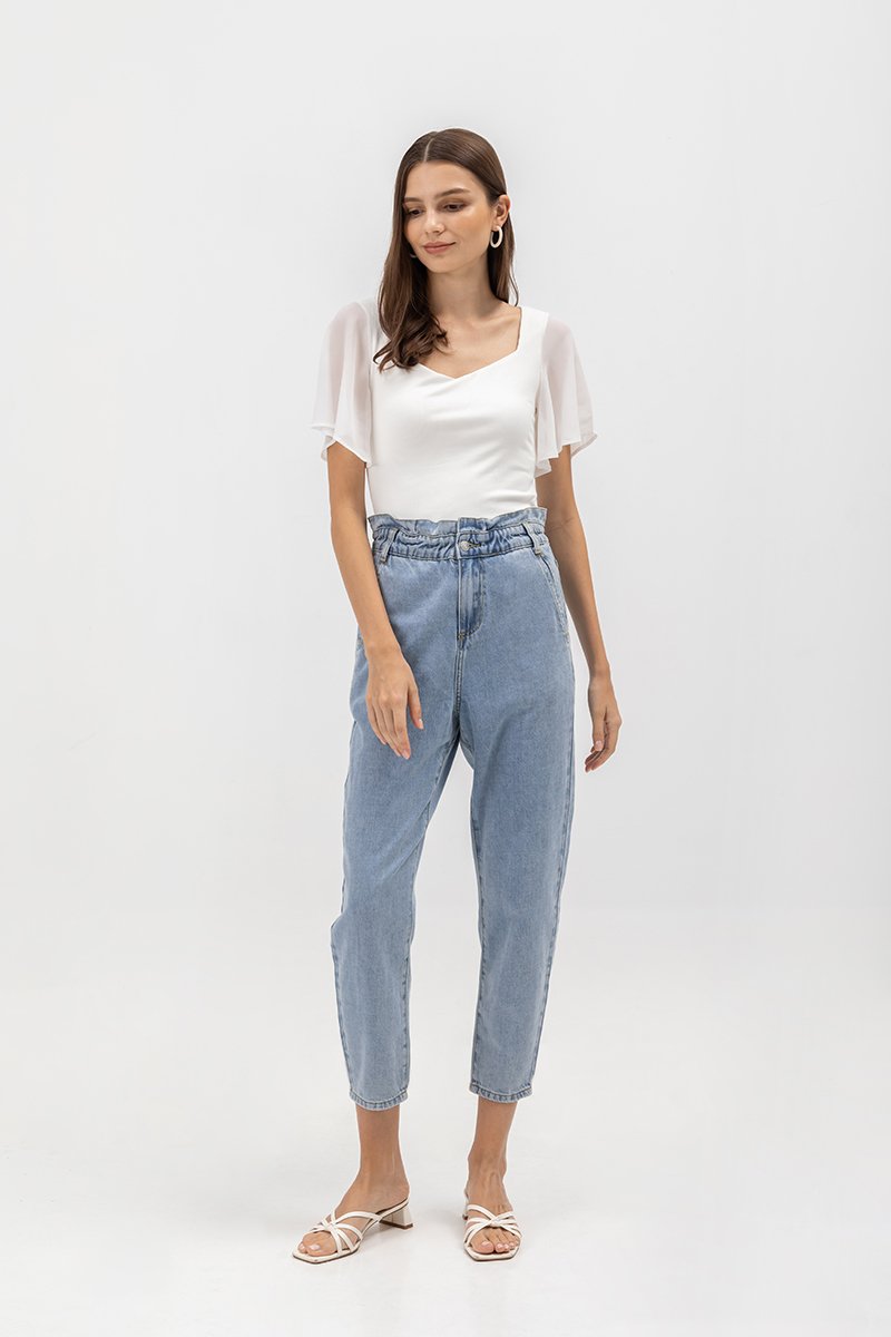 ERLINE FLUTTER SLEEVE KNIT TOP