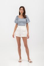 AMAELIA PUFF SLEEVE SMOCKED TOP