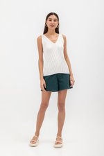 VALAE V NECK KNIT TOP VALAE V NECK KNIT TOP