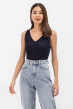 VALAE V NECK KNIT TOP VALAE V NECK KNIT TOP