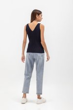 VALAE V NECK KNIT TOP VALAE V NECK KNIT TOP