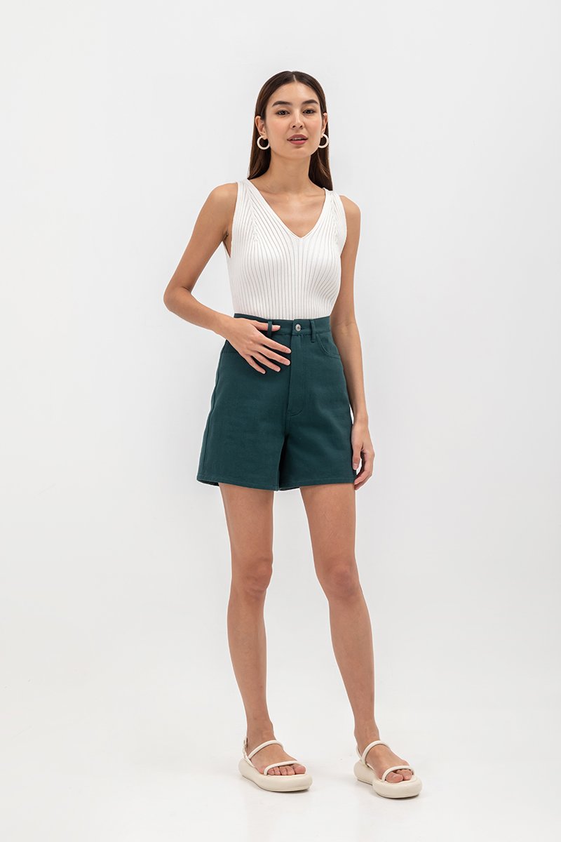 VALAE V NECK KNIT TOP