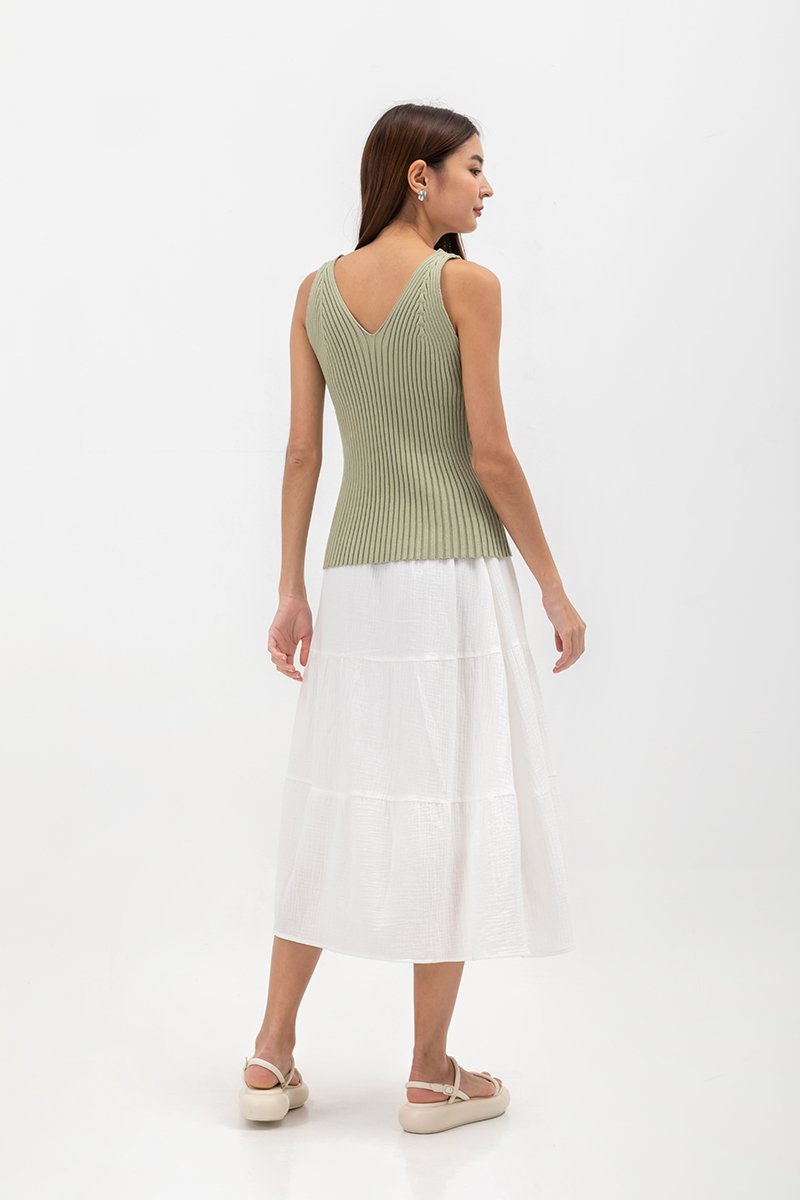 VALAE V NECK KNIT TOP