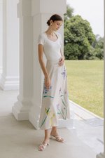 JOHARI FLORAL PRINT BIAS CUT MAXI SLIP SKIRT JOHARI FLORAL PRINT BIAS CUT MAXI SLIP SKIRT