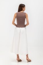 IYANA SLEEVELESS KNIT TOP