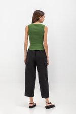 IYANA SLEEVELESS KNIT TOP