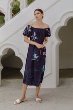 FENELLA FLORAL PRINT PUFF SLEEVE MIDI DRESS FENELLA FLORAL PRINT PUFF SLEEVE MIDI DRESS