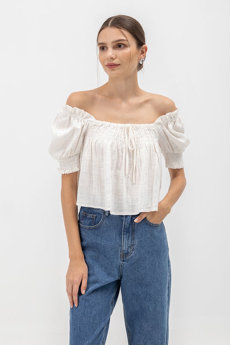 IRENE PUFF SLEEVE SMOCKED BABYDOLL TOP IRENE PUFF SLEEVE SMOCKED BABYDOLL TOP