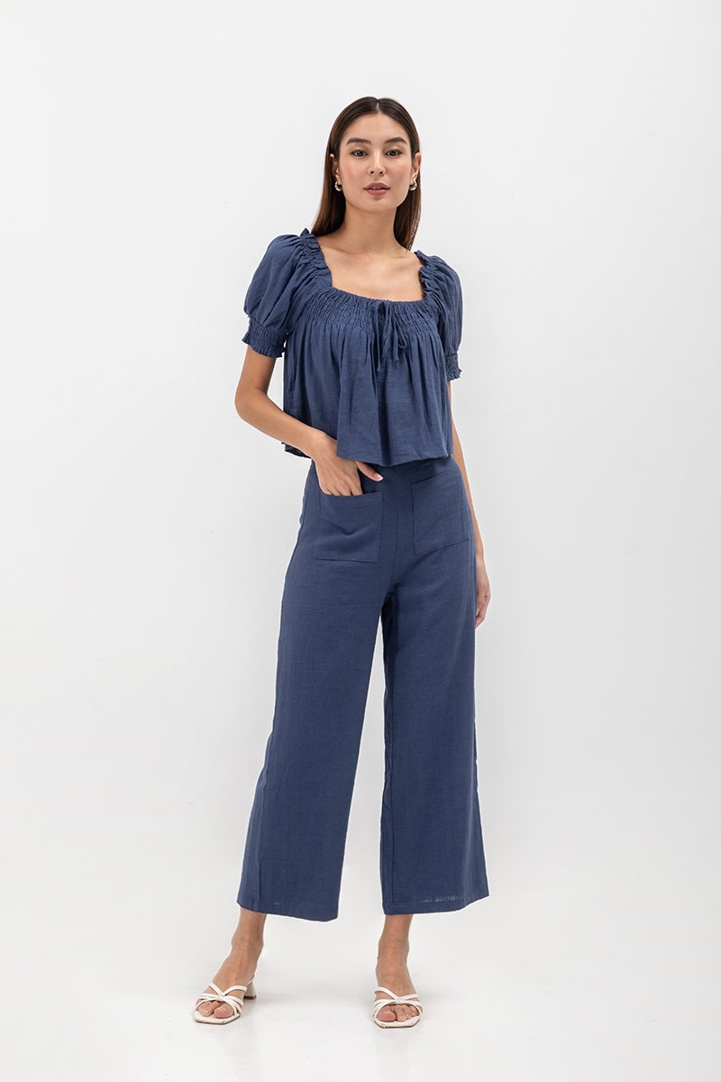 IRENE PUFF SLEEVE SMOCKED BABYDOLL TOP IRENE PUFF SLEEVE SMOCKED BABYDOLL TOP