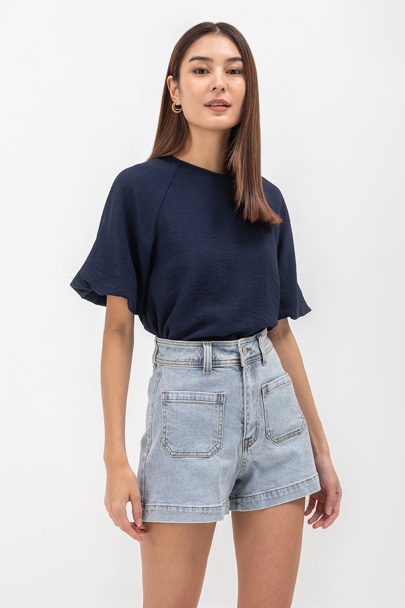 ILA RAGLAN PUFF SLEEVE TOP